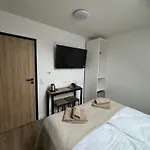 Play Apartment *